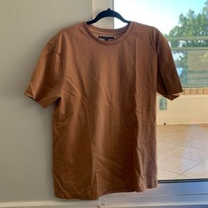 Tommy Hilfiger mens t shirt caramel color, size XXL